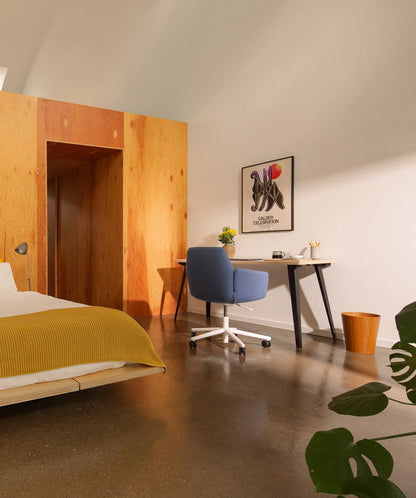 Haworth® Poppy™ Chair with Hero