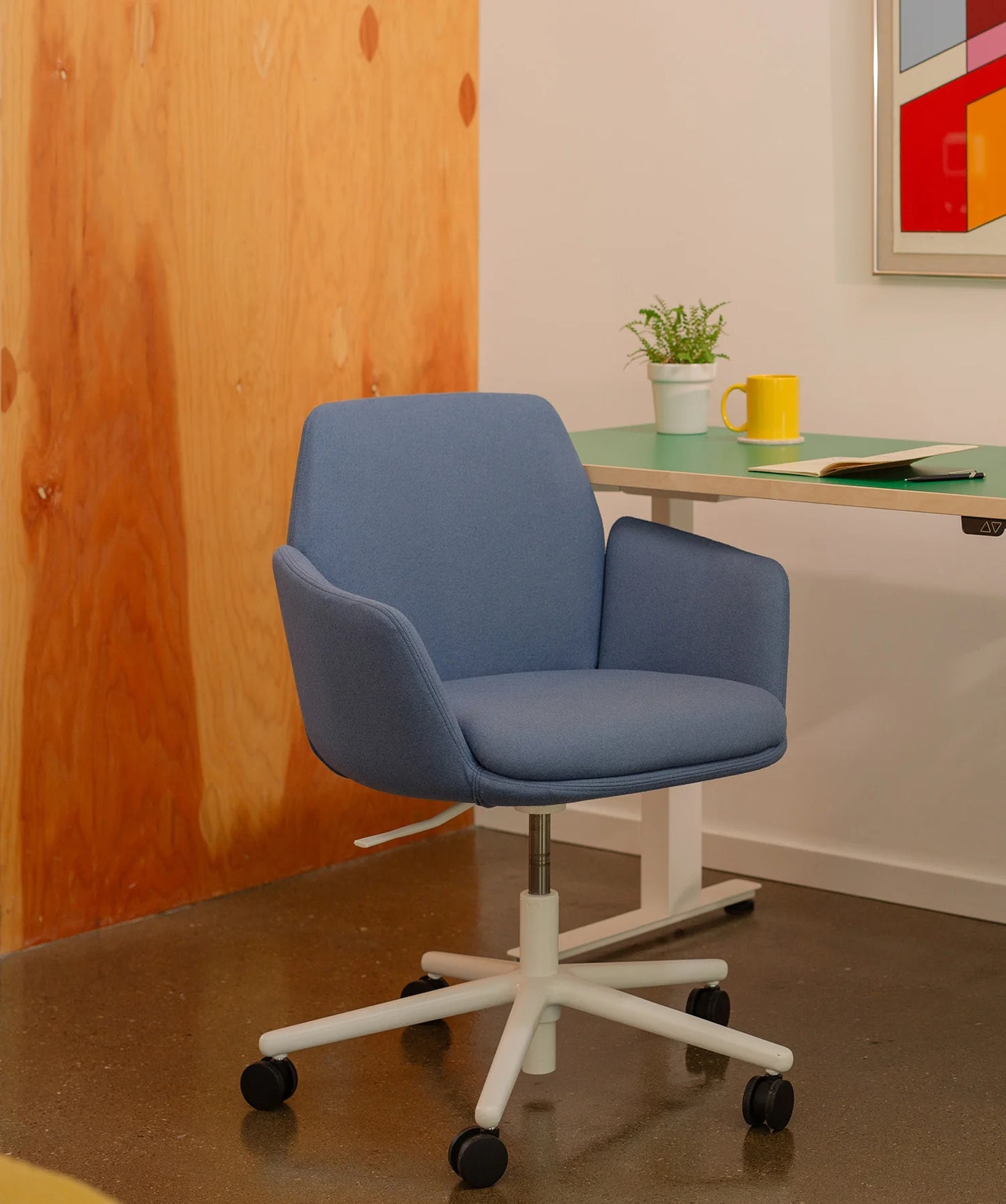 Haworth® Poppy™ Chair with Hero