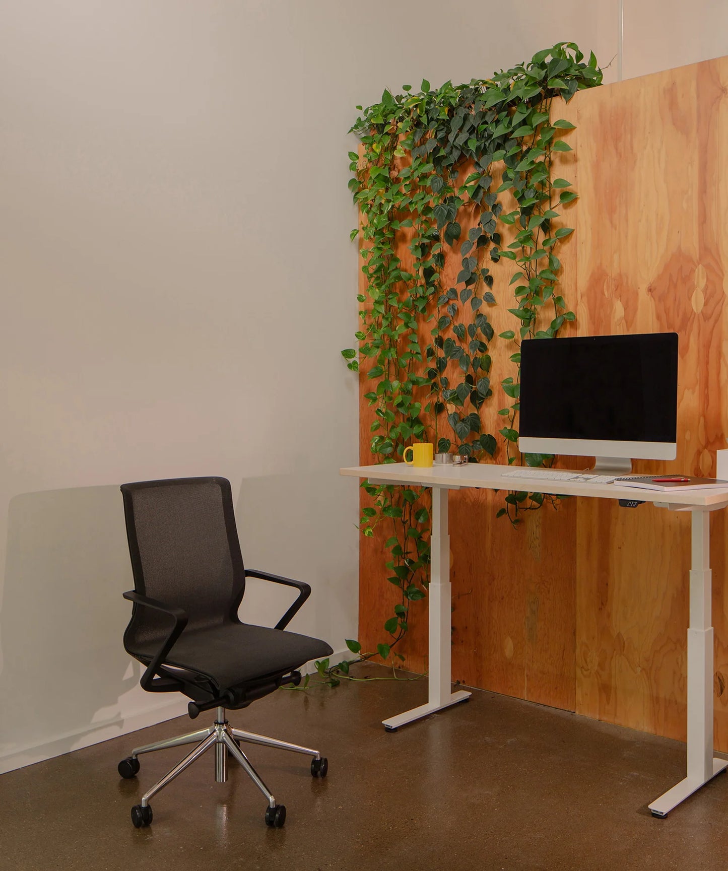 Haworth® Veda™ Mid-Back Chair