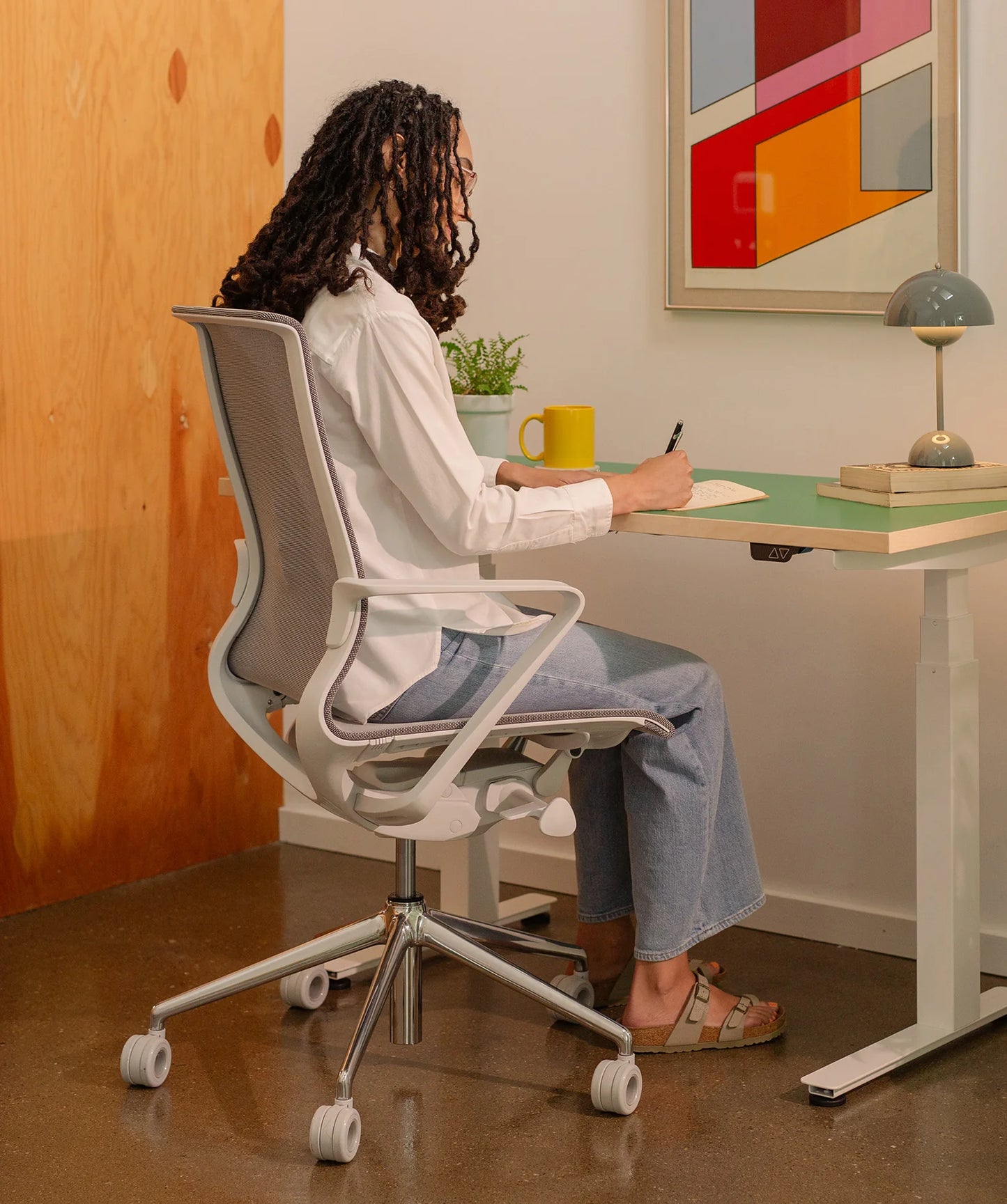 Haworth® Veda™ Mid-Back Chair